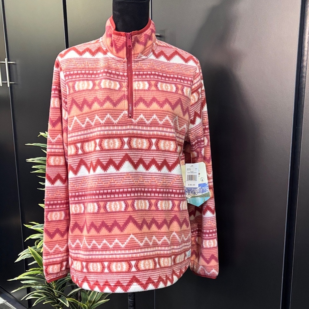 Mountain and Isles pull over fleece 1/4 zip,Aztec print,hip pockets,stretch warm